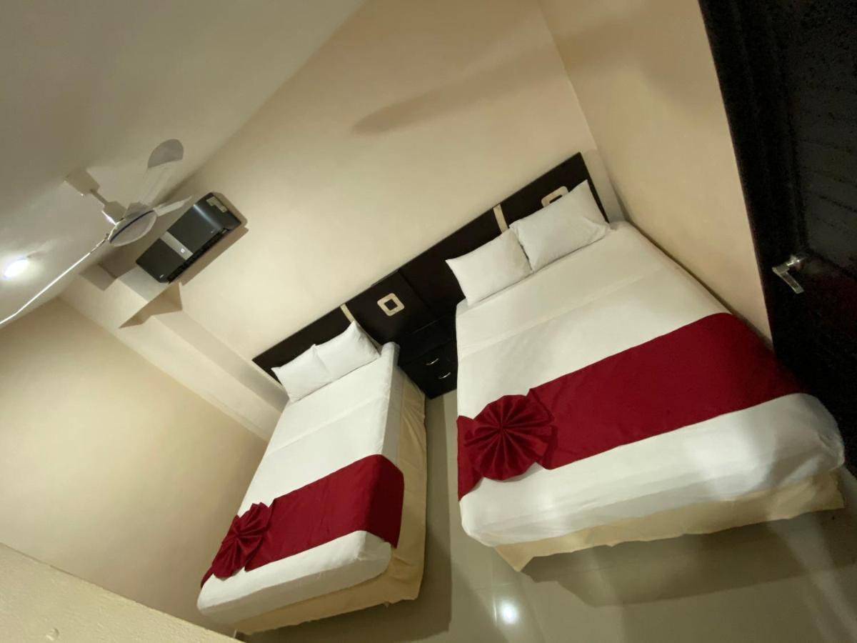 Suites La Roca By R&T Cancún Extérieur photo