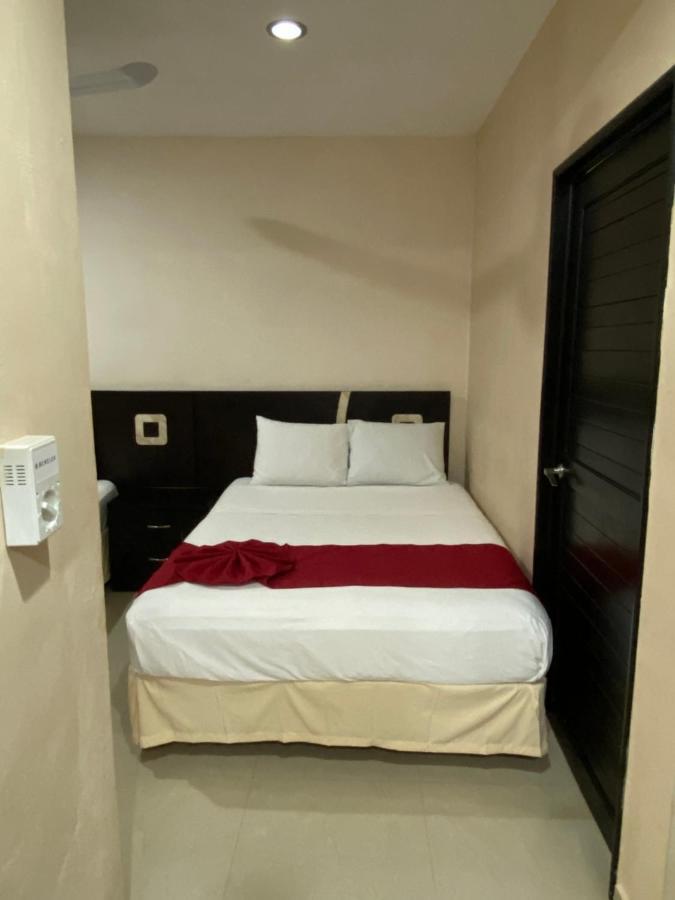 Suites La Roca By R&T Cancún Extérieur photo